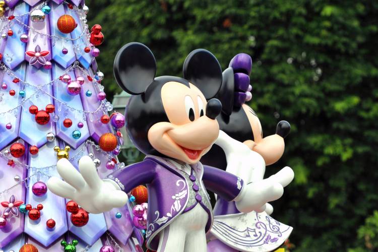 DisneyChristmasParade Orlando Fall and Winter Activities 2024